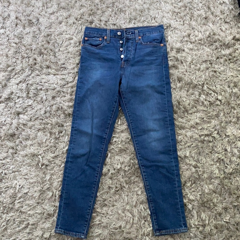 Levi’s skinny jeans